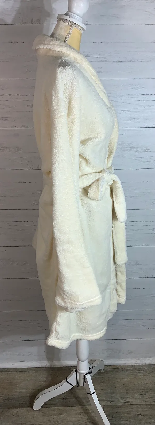 Adrienne Vittadini Cream Off White Color Ladies Robe One Size Fits All - Image 5