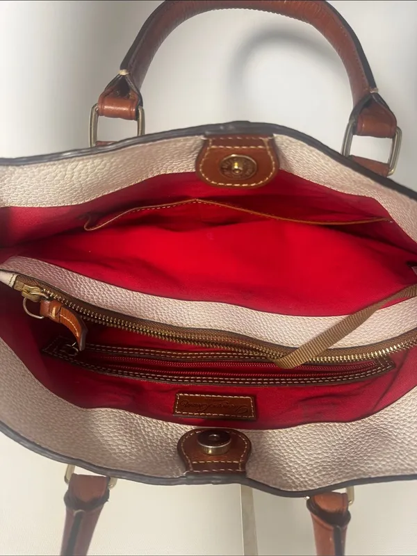 Dooney & Bourke East West Chelsea Shopper Tote Leather Adjustable Strap - Image 6