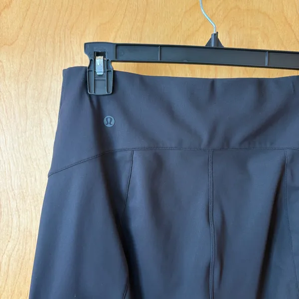 Lululemon City Sleek 5 Pocket 7/8 Pant Women 10 Black High Rise Seam Detail - Image 5