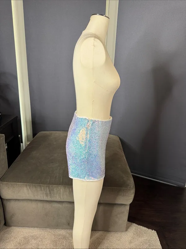 Iridescent Silver Sequin Women’s High-Waist Party Festival Shorts SMALL NWOT - Image 3