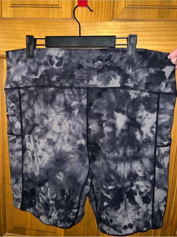 Constantly Varied Gear Black & Gray Tie-Dye Active Shorts - Image 4