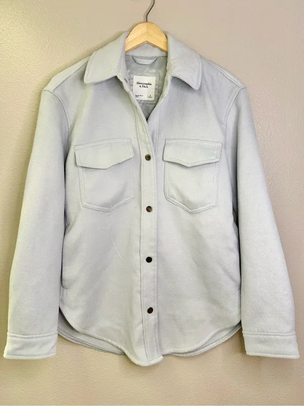 NWT Abercrombie & Fitch Light Blue Super Soft Snap Button Shacket Shirt Jacket - Image 2