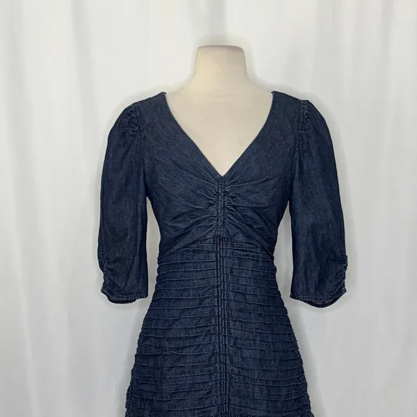 TANYA TAYLOR Pansy Dress Blue‎ Denim Pleated Mini Puffed Sleeves Flirty Size 6 - Image 3