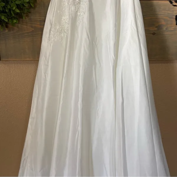 NWOT Lulus Flawless Radiance White Satin Floral Embroidered Maxi Dress - Image 4