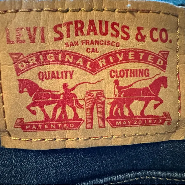 Levi’s Mid Rise Skinny Jeans Women’s Sz W32 L32 Dark Wash Comfy Denim‎ Classic - Image 7