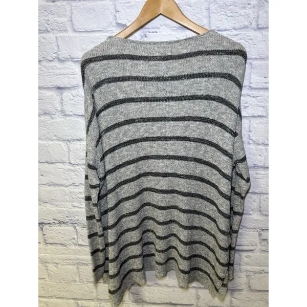 Free People Striped Knit Pullover Sweater Sz XS Gray Loose Boho Oversized - Image 3