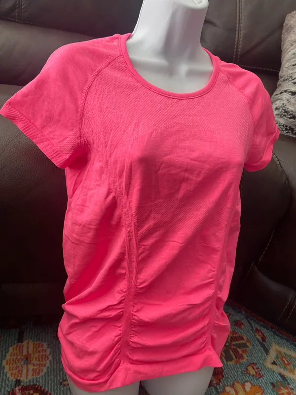 Athleta Pink  Top - Image 3