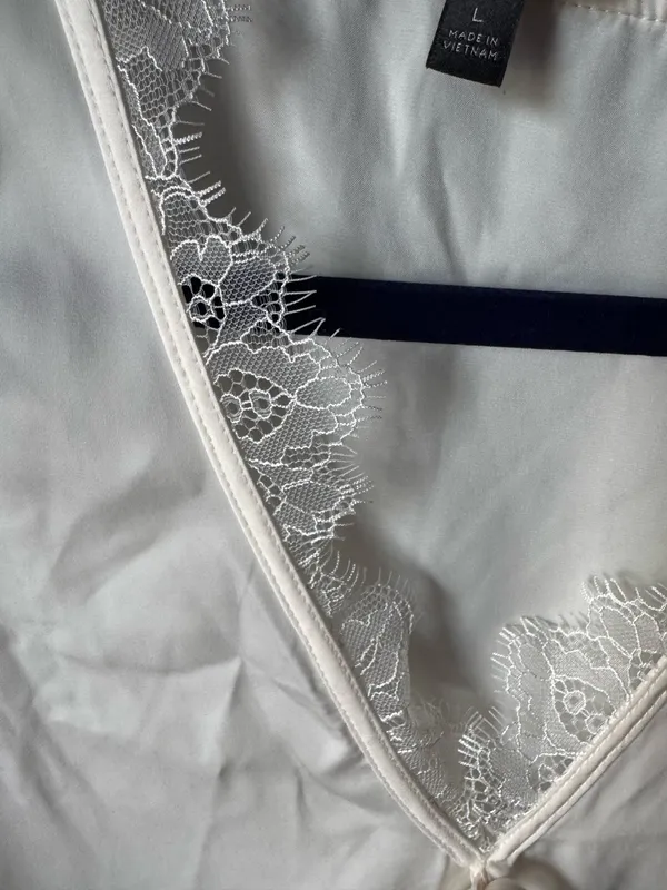 Banana Republic Lace Blouse large ivory euc romantic lace fairy - Image 3