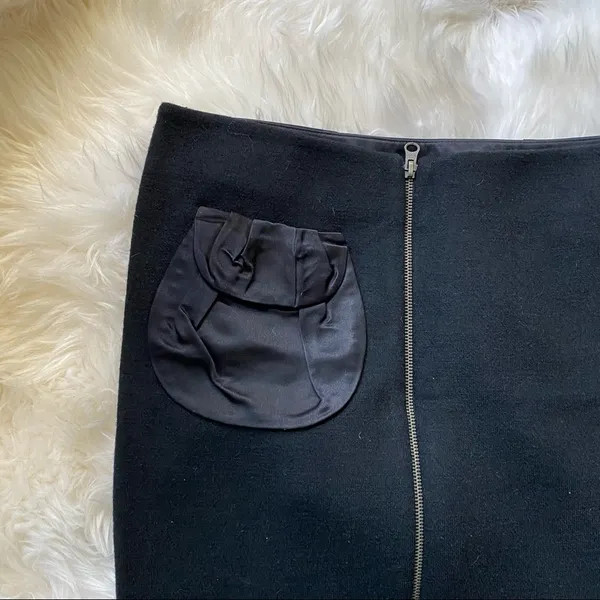 💜Vera Wang💜Lavender Label Black Pencil Skirt with Back Zipper and Pocket - Image 3