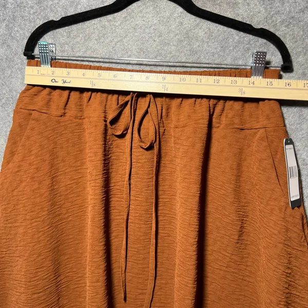 Soho Rust Orange Terracotta Textured‎ Mini Skirt Elastic Waist Pockets M Flowy - Image 2
