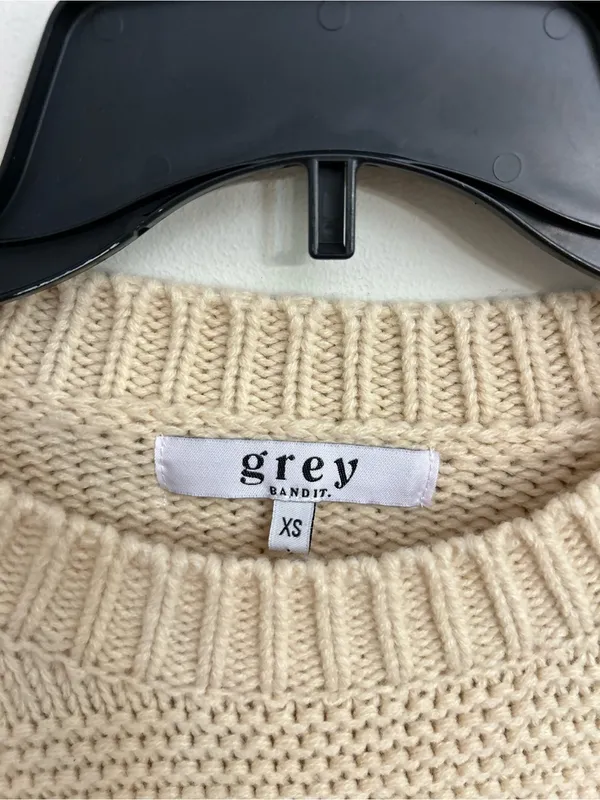 Grey Bandit Oatmeal Tan Cream Textured Knit Crewneck Chunky Cosy Sweater Medium - Image 4