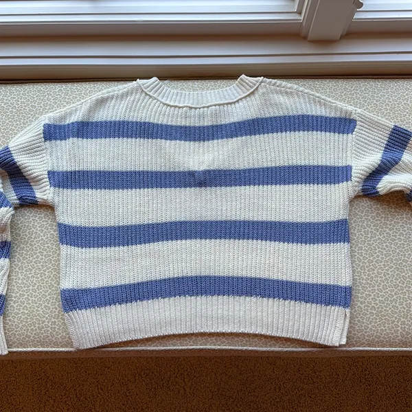 Wild Fable Cropped Sweater - Image 6