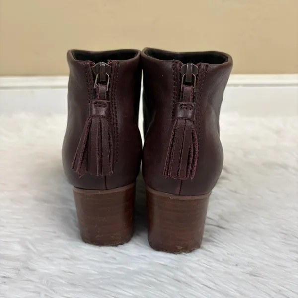 TOMS Leila Leather Ankle Bootie Oxblood Dark Red Zip Closure Size 7 - Image 5