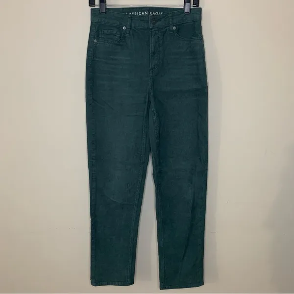 American Eagle Green Corduroy Mom Straight Jean Size 2 - Image 2