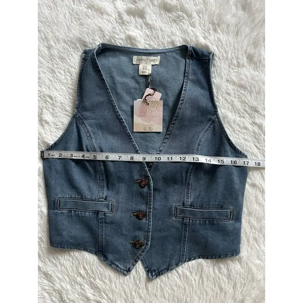 NWT Happily Grey Denim Vest Medium Wash Button Front Cropped Waistcoat Size M - Image 6
