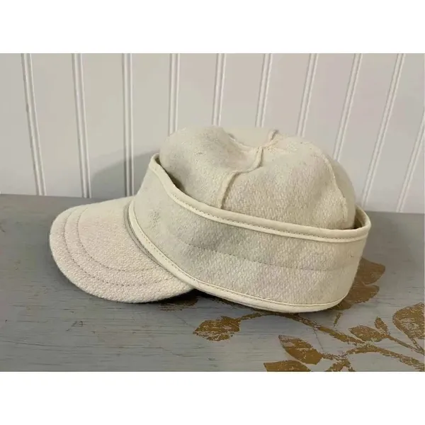 Stormy Kroger winter hat - Image 3