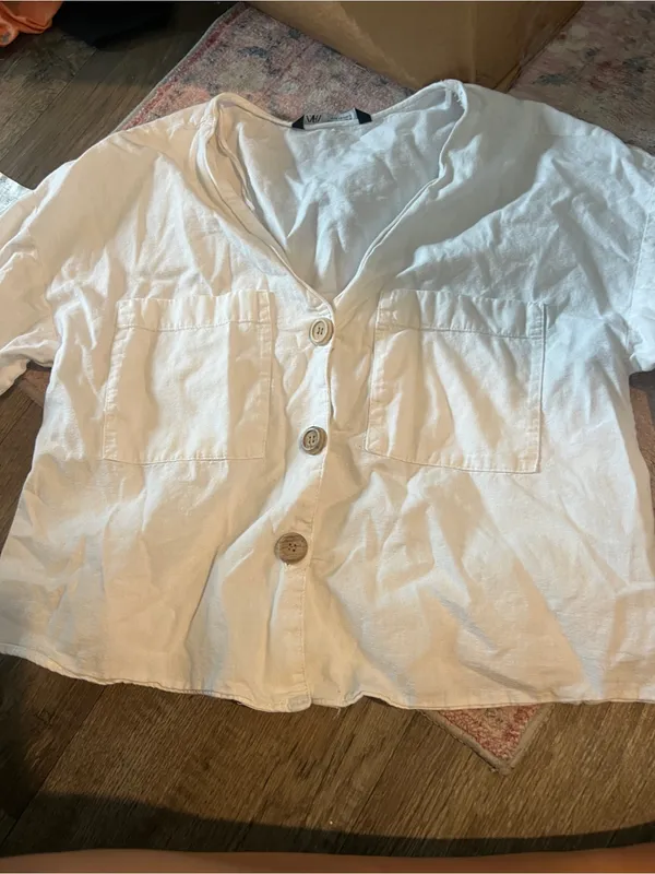 Zara small white top button down - Image 4