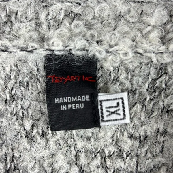 Tey Art Inc Gray‎ Cardigan XL Alpaca Wool Blend Fuzzy Sweater Handmade in Peru - Image 4