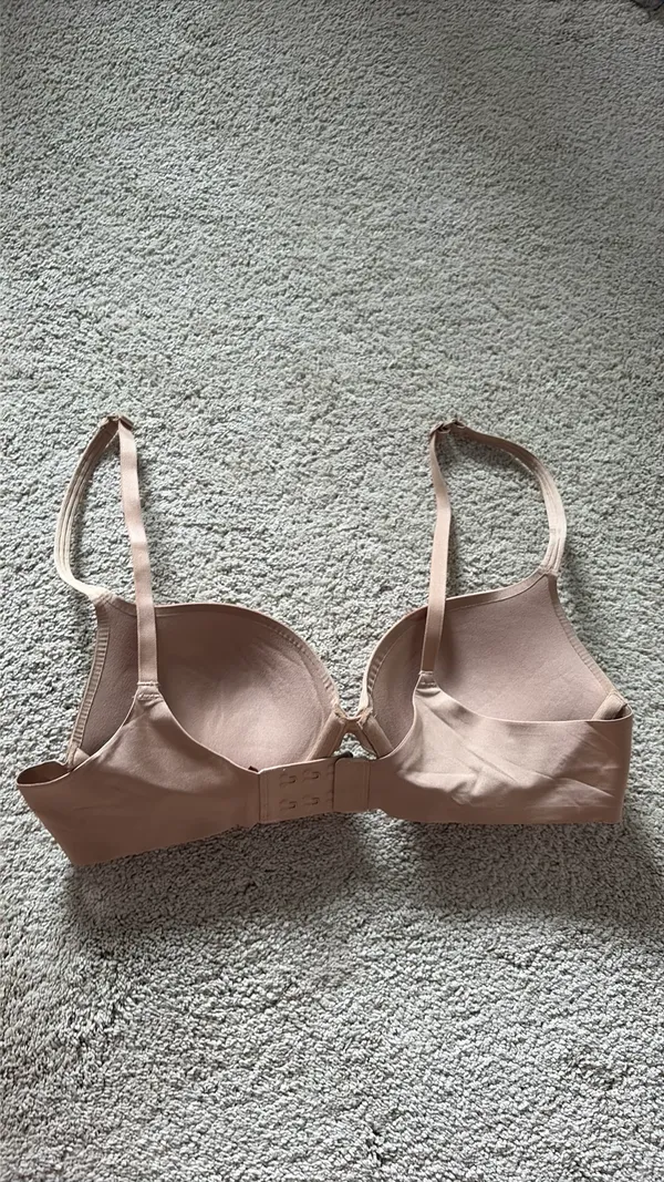 SKIMS Nipple Push-Up Bra Ultimate - Image 3