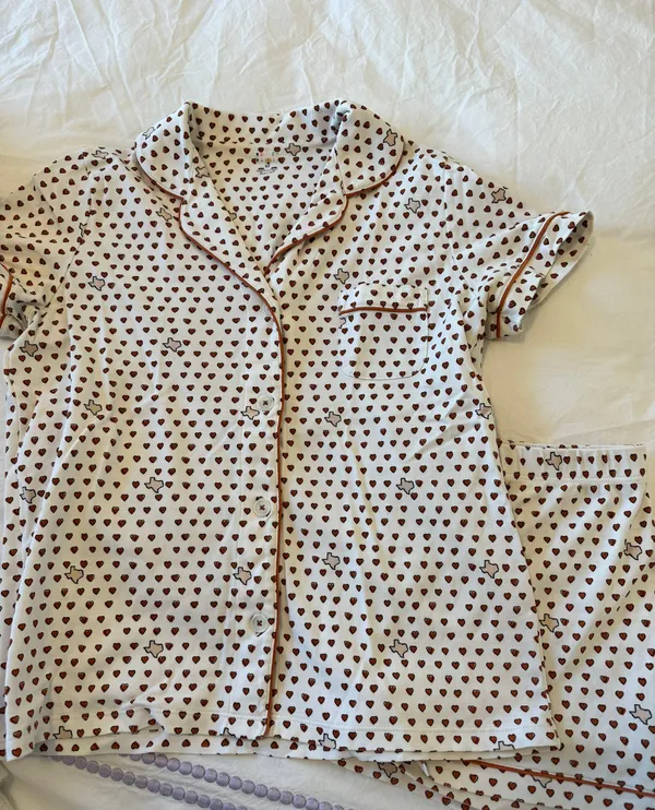 Roller Rabbit Texas Hearts  Pajama Set - Image 2