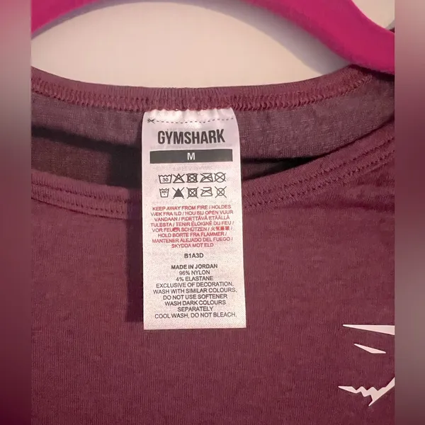 Gymshark NWOT Vital seamless crop 2.0 top in baked maroon marble ( discontinued) - Image 2