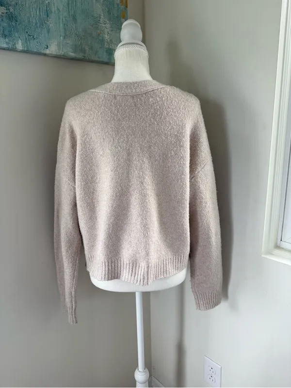 bp Light Taupe Cropped V-Neck Button Cardigan - Image 2
