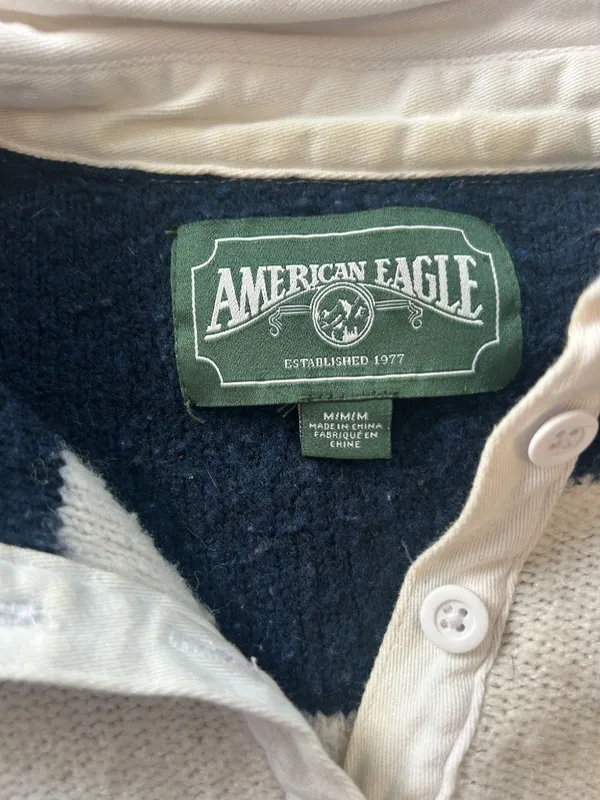 American Eagle Polo Knit White And Navy Striped Cropped Pullover Sweater - Image 3