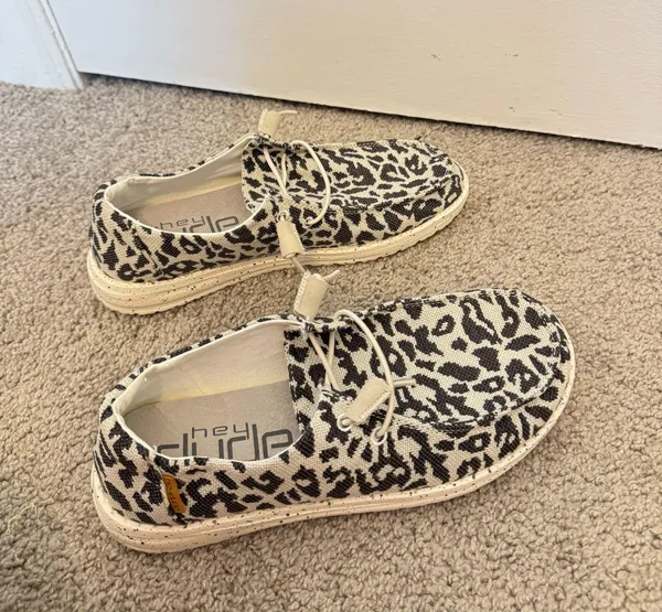 HEYDUDE Wendy Slip-On - Women's Size 7 - Image 2