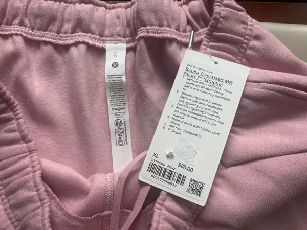 NWT Lululemon Scuba Oversized Mid Rise Short 7" Graphic Pink Haze XL SOLD OUT - Image 3