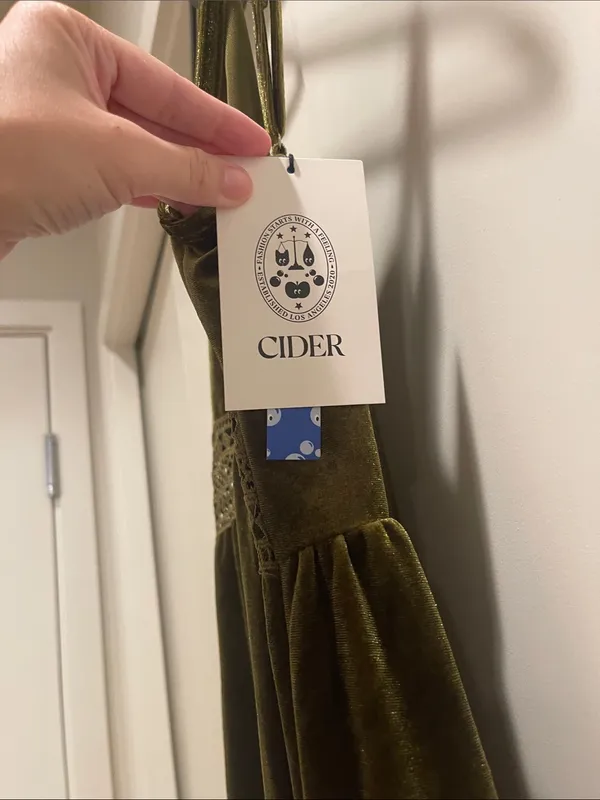 Cider velvet green jumpsuit size small NWT #28 - Image 4