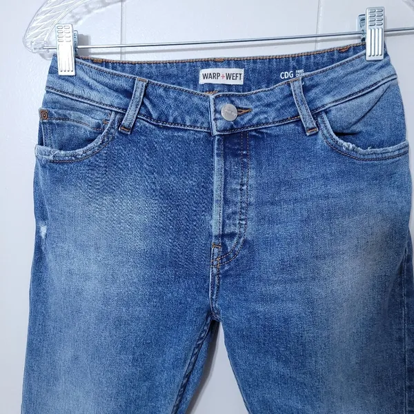 Warp + Weft Distressed Button Fly Cigarette Jeans |CDG Paris Size 25x26 - Image 2