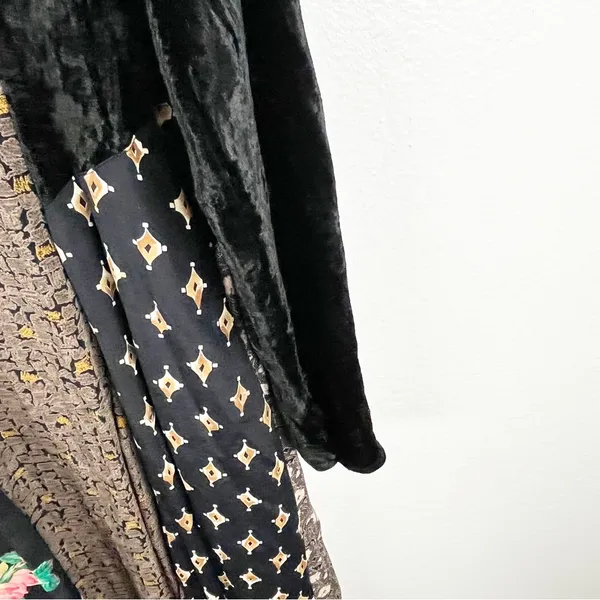 LEW MAGRAM Black Velour Long Sleeves Mixed Prints Maxi Dress Medium Boho Casual - Image 11