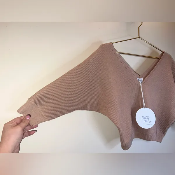 ⭐️Host Pick⭐️ Princess Polly‎ Love More Knit Top Nude Cropped V-Neck NWT - Image 3