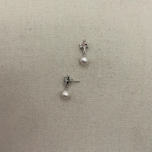 Silver Plated Pearl Cross Earrings - Image 4