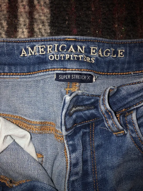 American Eagle Jeans - Image 4
