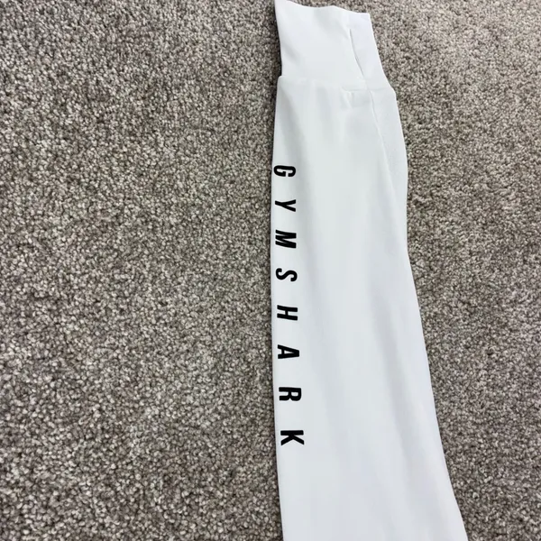Gymshark White Long Sleeve Athletic Top Women's Size S Mesh‎ Panels Logo - Image 8