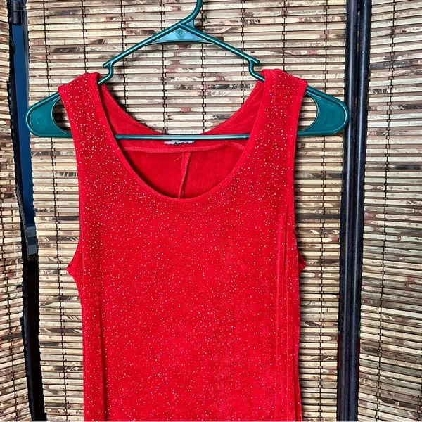 Sparkling Red Sleeveless Dress - Image 3