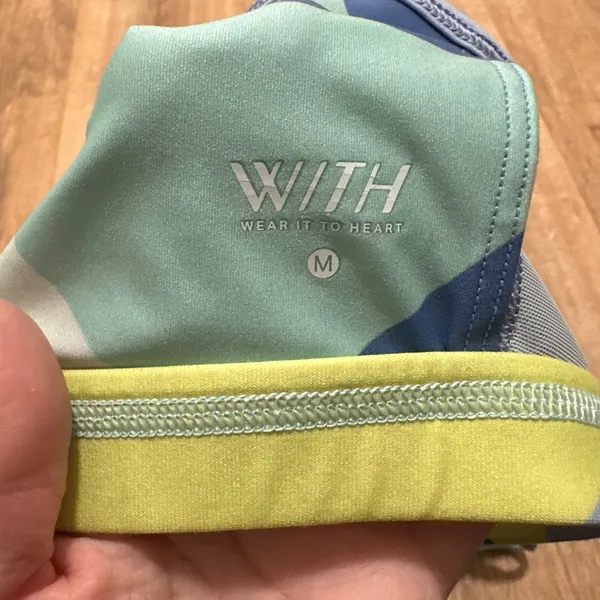 Pelaton‎ x WITH Wear It To Heart | Geometric Print Strappy Sports Bra, Size M - Image 8