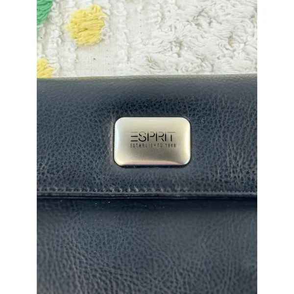Esprit Black Pebbled Trifold Wallet with ID Window and Logo Plaque‎ - Image 5