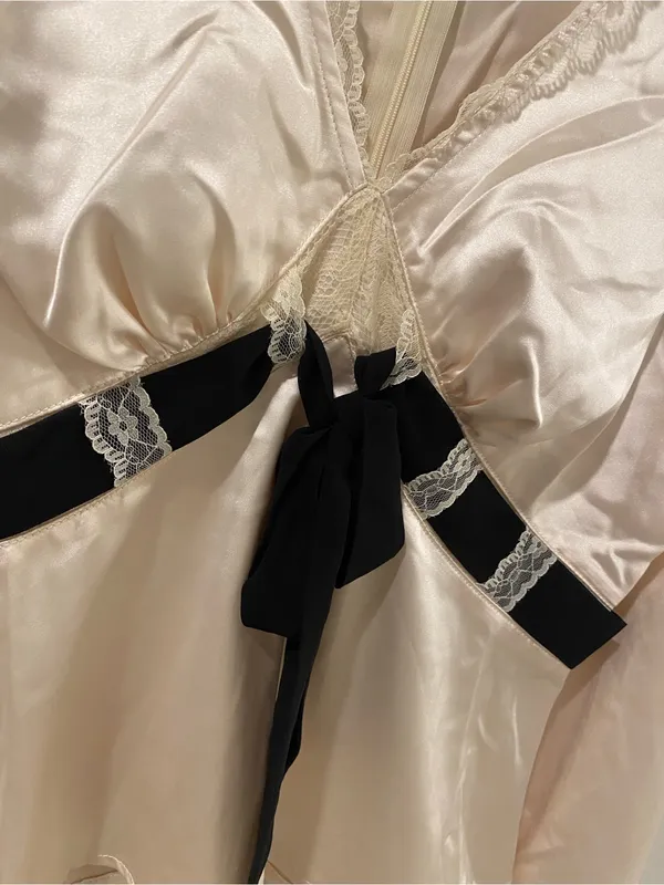 NWT - Bohme Margot Satin Blouse - Size Medium - Image 3