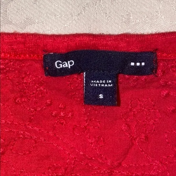 🎀 3/$20 Gap women’s small Henley‎ red knit blouse - Image 5
