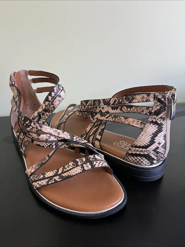 Franco Sarto Gaetana flat gladiator sandals in a natural snake print leather - Image 6
