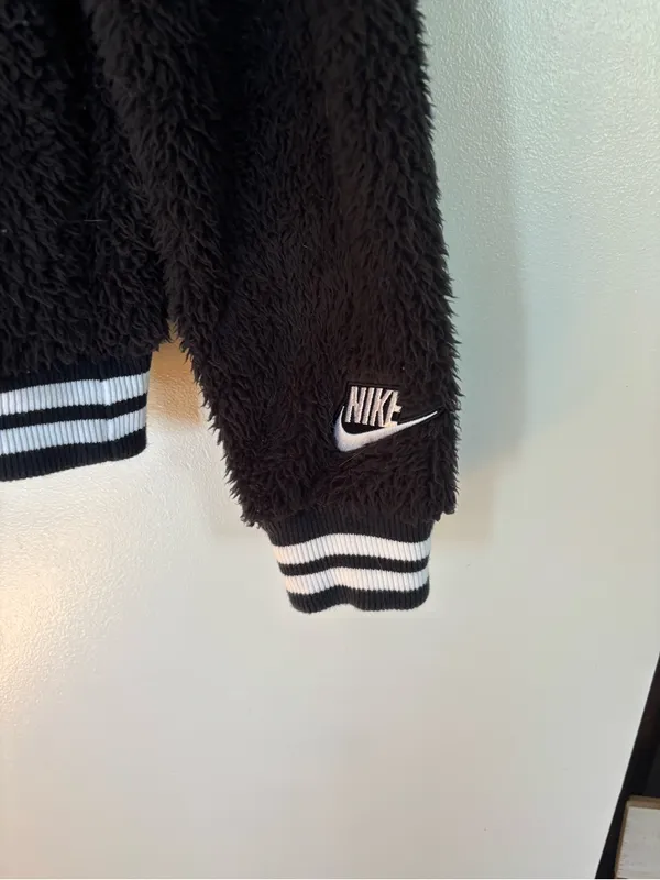 Nike Black and Cream Sherpa Zip Jacket - Image 2