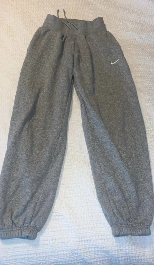 Nike Sweatpants - Image 3