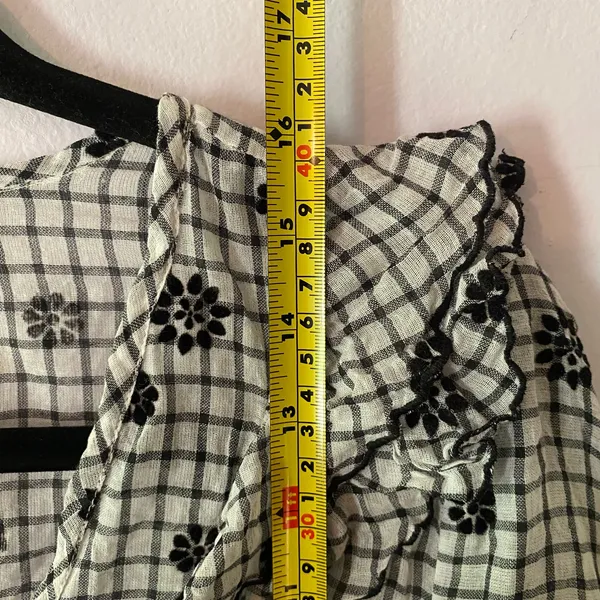 LoveShackFancy Blake Cropped Floral Ruffle Blouse Black White Women's size Large - Image 10