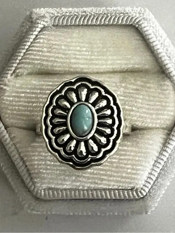 Boho/Vintage Distressed Design Faux Turquoise Ring Size 6 NWT - Image 2