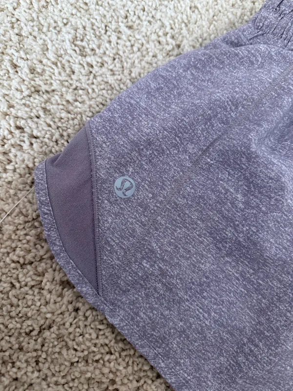 Lululemon Hotty Shorts 2.5" - Image 3