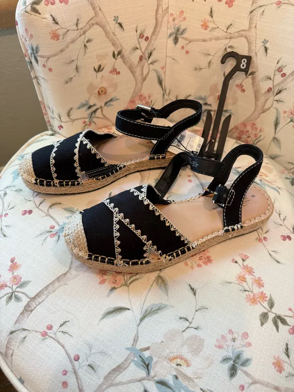 Time & Tru Espadrille Platform Sandals - Image 2