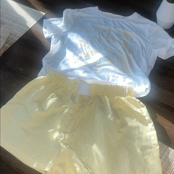 SHEIN White Tee and Yellow Striped Shorts Set - Image 2