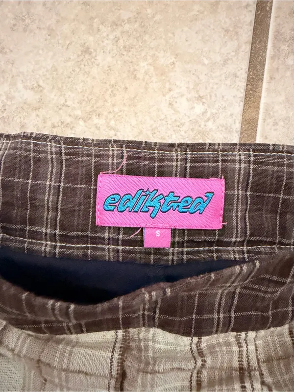 Edikted Plaid Tiered Micro Skort - Image 3